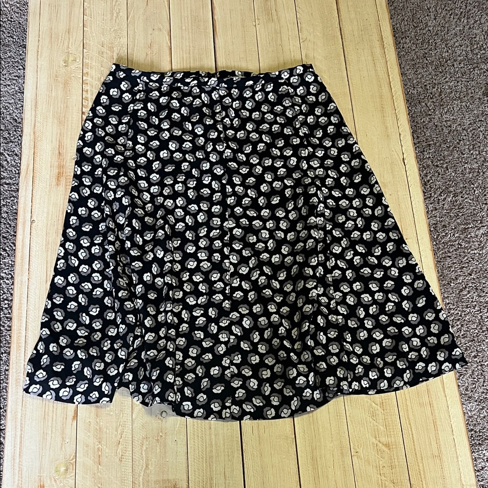 Diane Von Furstenberg Black and Cream Floral A-Line Skirt